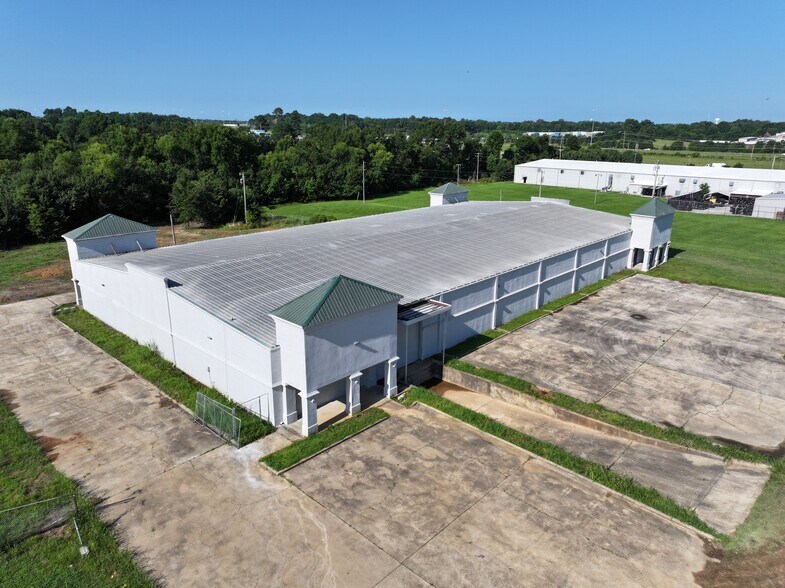 277 Soldiers Colony Rd, Canton, MS à louer - Photo de l’immeuble – Image 3 sur 16