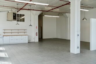 2565 3rd St, San Francisco, CA à louer Photo intérieure– Image 2 sur 7