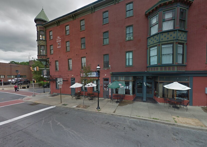 542 Northampton St, Easton, PA à vendre - Photo de l’immeuble – Image 3 sur 5