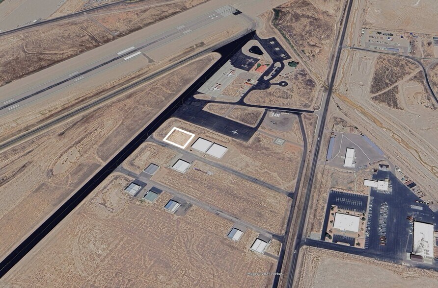 2208 Aviation way, Cedar City, UT à louer - Photo de l’immeuble – Image 2 sur 4