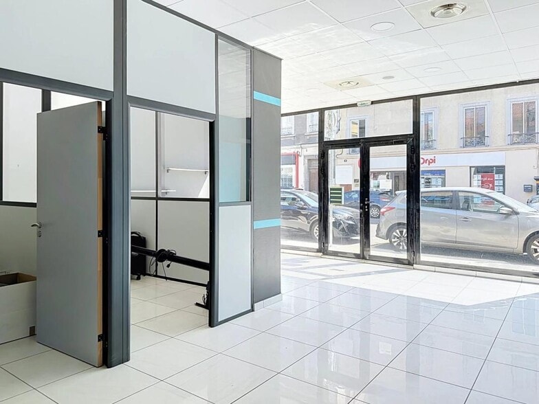 1 Rue Pontcottier, Bourgoin-Jallieu à vendre - Photo de l’immeuble – Image 3 sur 6