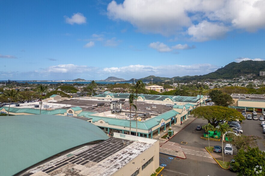 45-480 Kaneohe Bay Dr, Kaneohe, HI à louer - Photo de l’immeuble – Image 2 sur 5