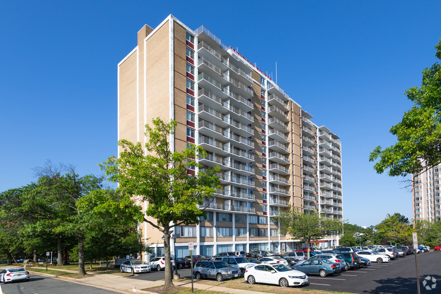 101 S Whiting St, Alexandria, VA à louer - Photo principale – Image 1 sur 23