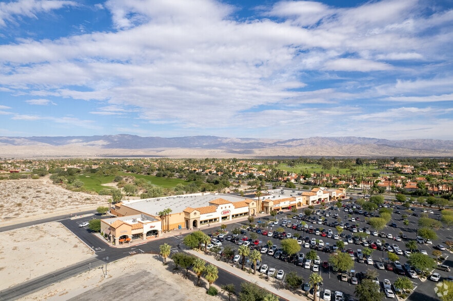 74884-74998 Country Club Dr, Palm Desert, CA à louer - Aérien – Image 3 sur 19