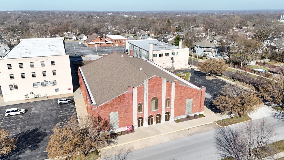2157 N Prospect Ave, Springfield, MO à vendre - Photo de l’immeuble – Image 3 sur 19