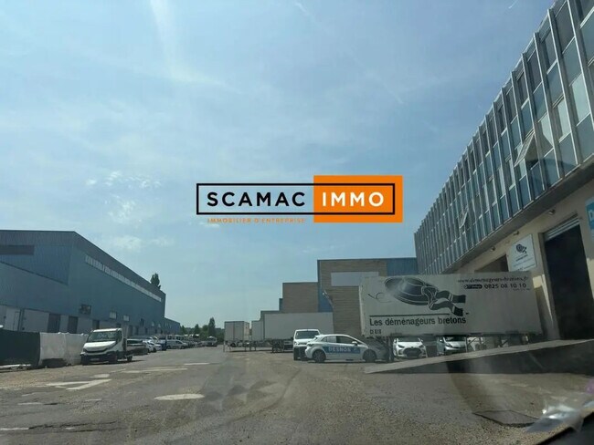 Plus de détails pour Industriel/Logistique à louer