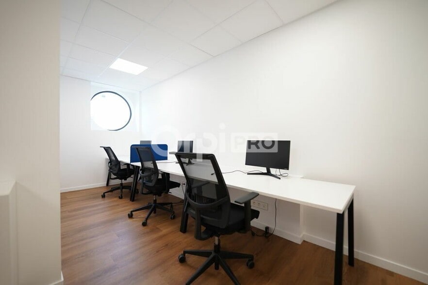 250 Rue Hélène Boucher, Rillieux-la-Pape à louer - Photo intérieure – Image 3 sur 13