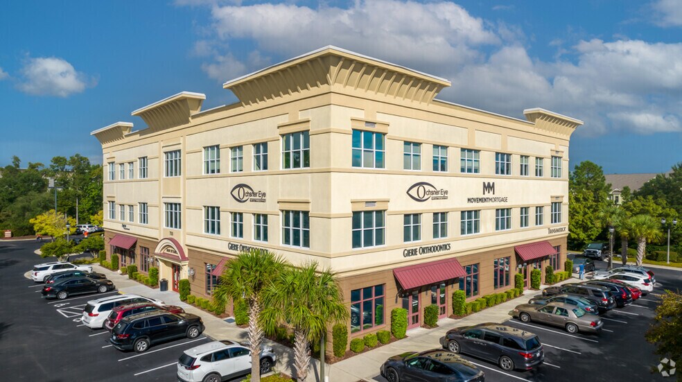 710 Military Cutoff Rd, Wilmington, NC à louer - Photo principale – Image 1 sur 15