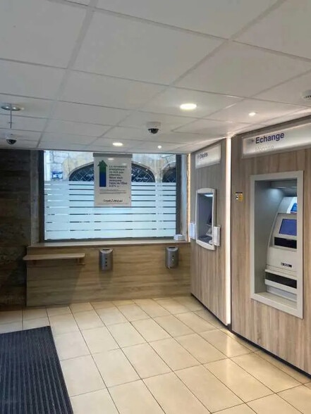 Bureau dans Lyon à vendre - Photo de l’immeuble – Image 3 sur 10