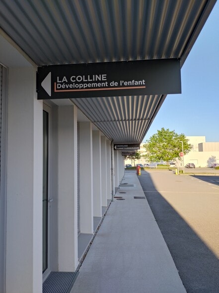 7 Rue Geneviève De Gaulle-Anthonioz, Vannes à vendre - Photo de l’immeuble – Image 2 sur 21