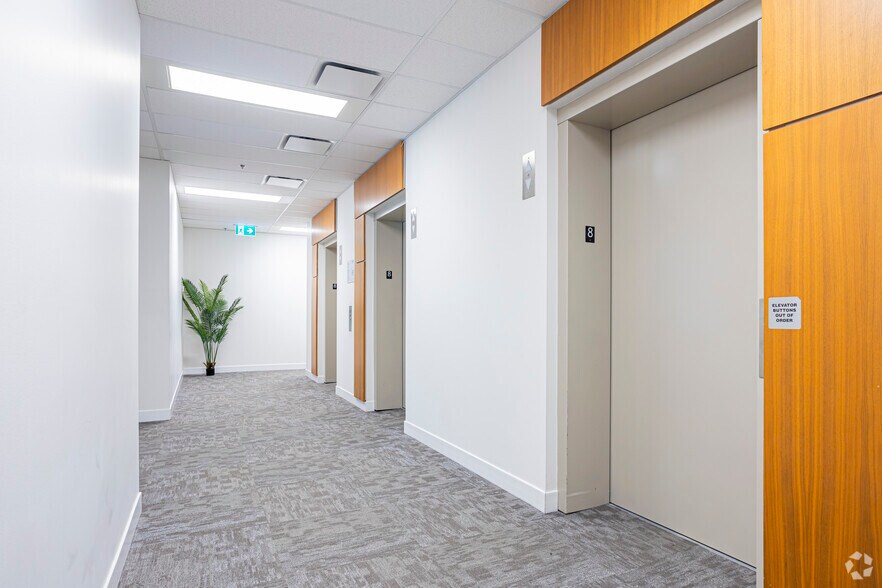 903 8th Ave SW, Calgary, AB à louer - Photo intérieure – Image 2 sur 33