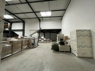 Plus de détails pour 4 Rue Magnier Bedu, Groslay - Local d'activités à louer