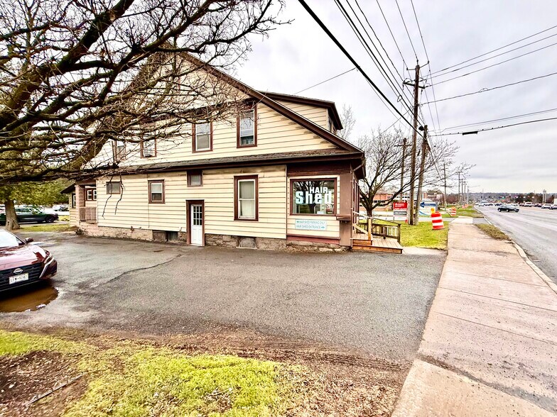 6840 E Genesee St, Fayetteville, NY à vendre - Photo de l’immeuble – Image 3 sur 13