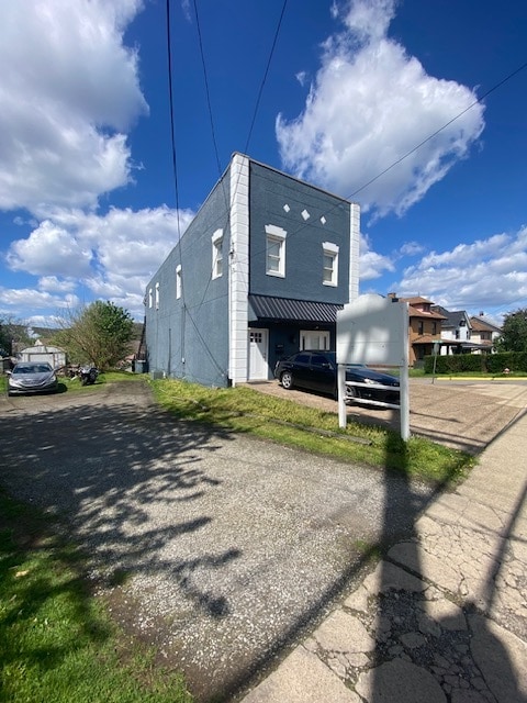 229 State St, Baden, PA à louer Photo de l’immeuble– Image 1 sur 5