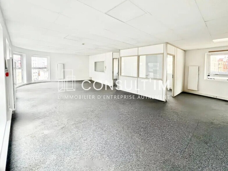 Bureau dans Boulogne-Billancourt à louer - Photo de l’immeuble – Image 1 sur 8