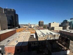 121 S Broadway Ave, Tyler, TX à louer Photo intérieure– Image 2 sur 3