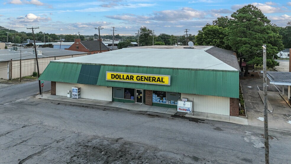 201 Clayton Ave, Poteau, OK à vendre - Photo de l’immeuble – Image 1 sur 8
