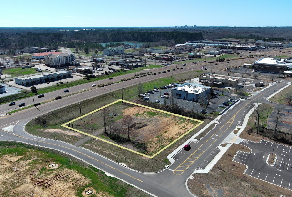 2580 Lakeland Dr, Flowood, MS à vendre Photo principale– Image 1 sur 5