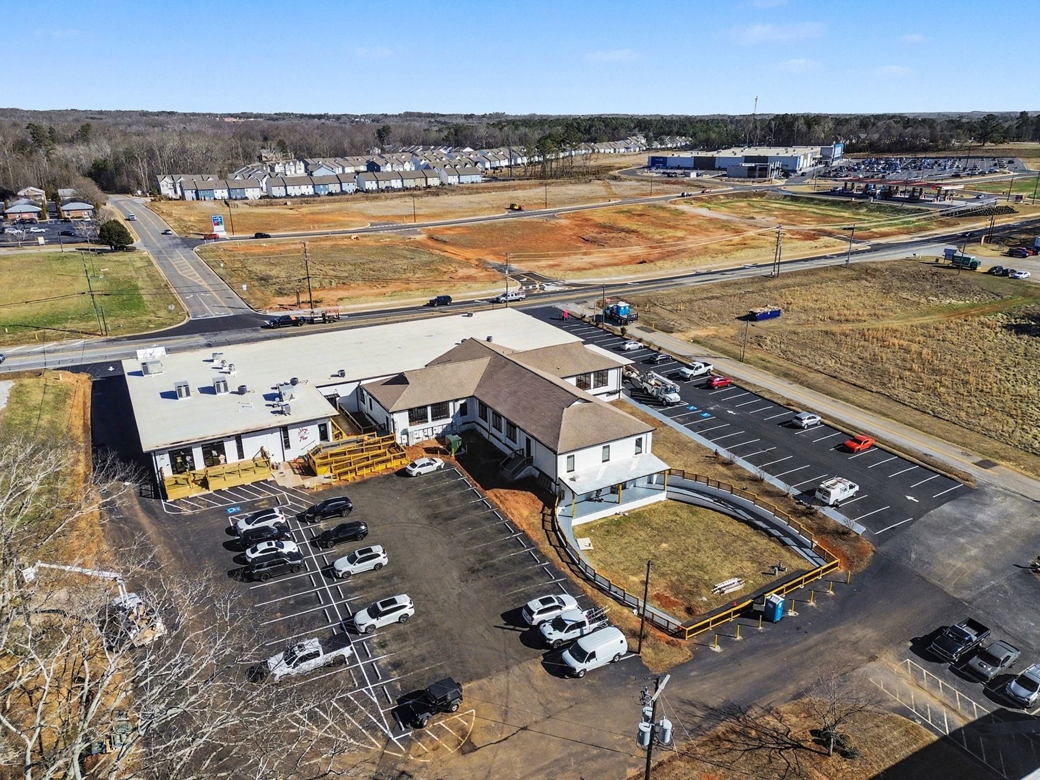 3955 Highway 53, Hoschton, GA à louer Photo principale– Image 1 sur 16