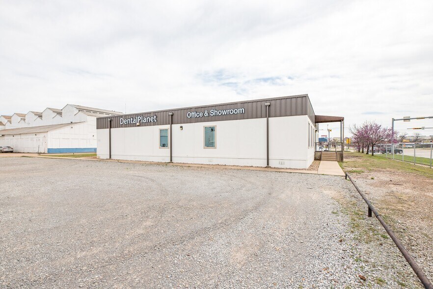 707 N Scott Ave, Wichita Falls, TX à louer - Photo de l’immeuble – Image 2 sur 25