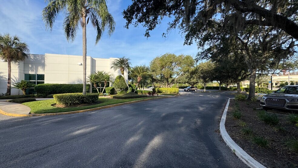 2227 Welbilt Blvd, New Port Richey, FL à vendre - Photo de l’immeuble – Image 3 sur 40