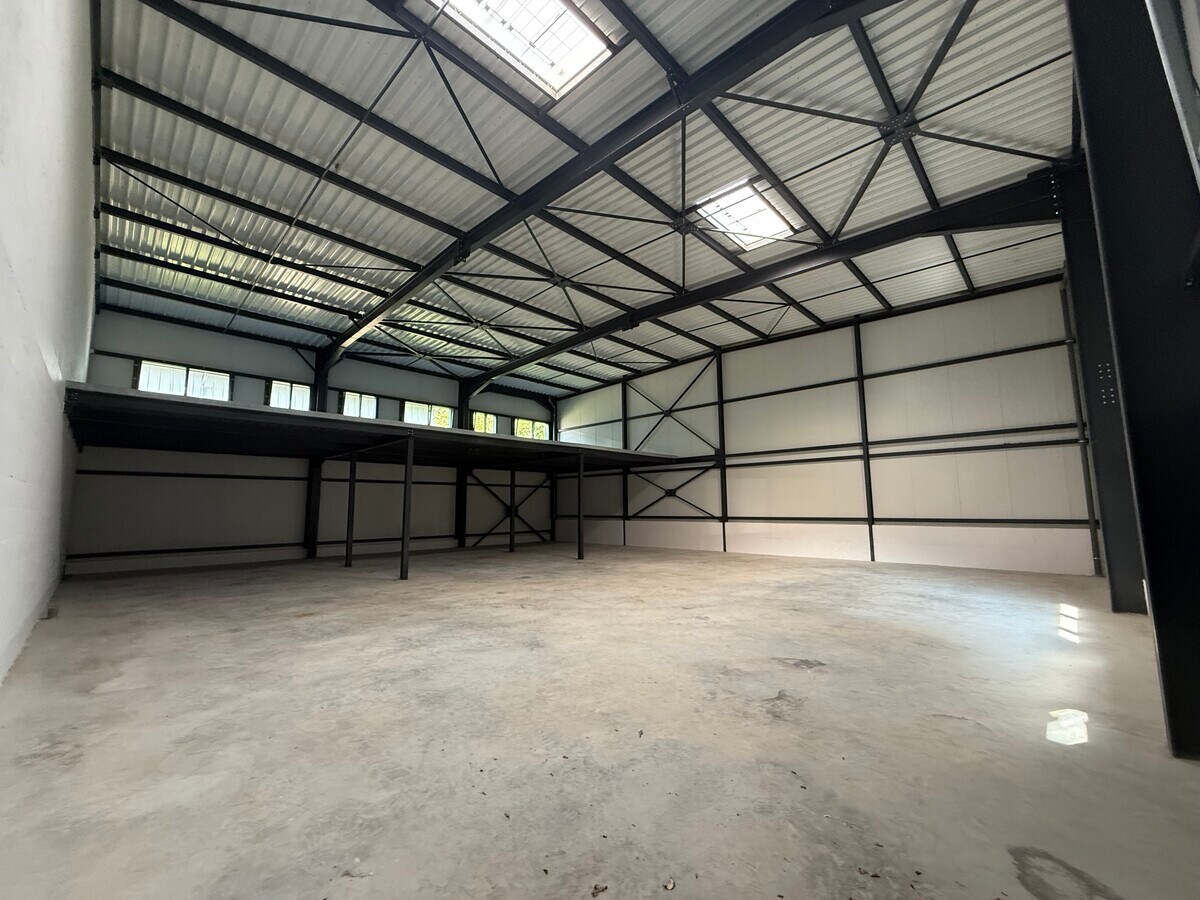 1 allée des chevreuils, Annecy, HS 74600 - Lot 69 - - Photo intérieure - Image 1 of 2