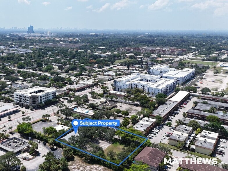 6415 SW 41st St, Fort Lauderdale, FL à vendre - Photo de l’immeuble – Image 1 sur 3