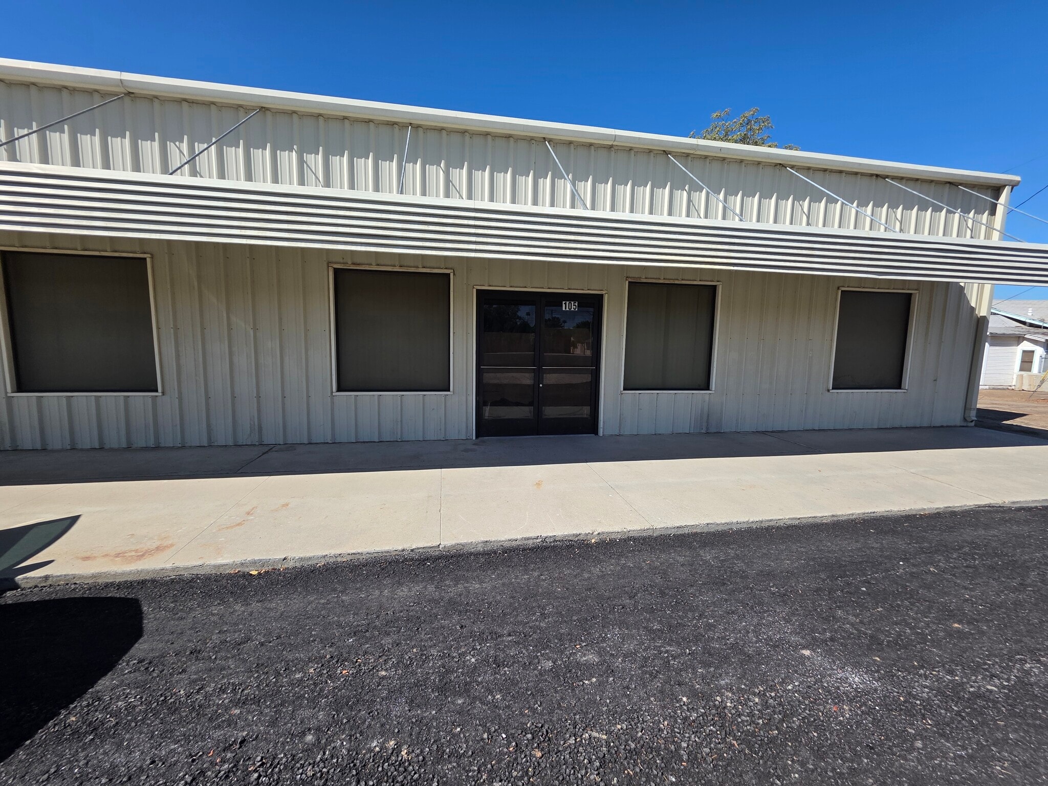 105 High St. Suite 2, Delano, CA à louer Photo intérieure– Image 1 sur 2