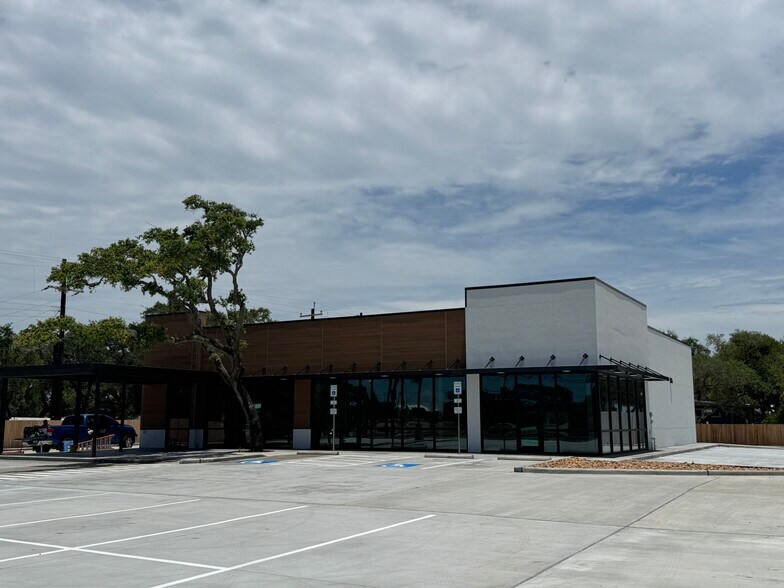 2302 Highway 35 N, Rockport, TX à louer - Photo de l’immeuble – Image 1 sur 4
