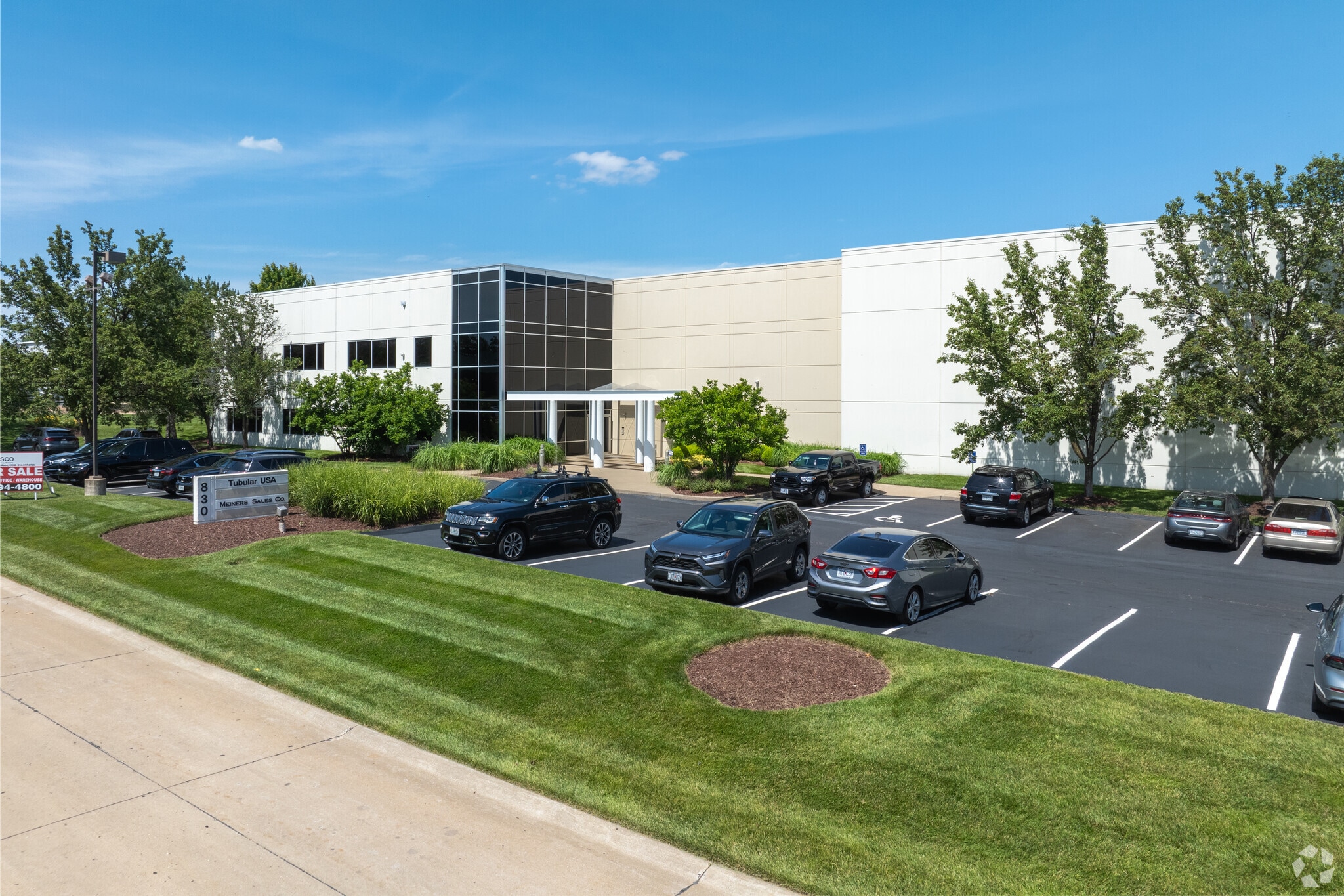 830 Westwood Industrial Park Dr, Weldon Spring, MO à vendre Photo principale– Image 1 sur 7