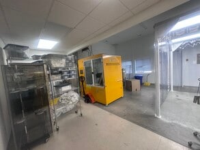 4 Oxford Rd, Milford, CT à louer Photo intérieure– Image 2 sur 15