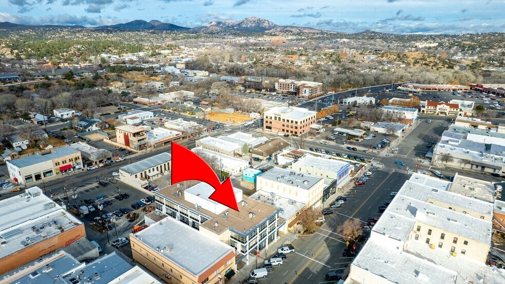 122 N Cortez St, Prescott, AZ à louer - Photo de l’immeuble – Image 2 sur 10