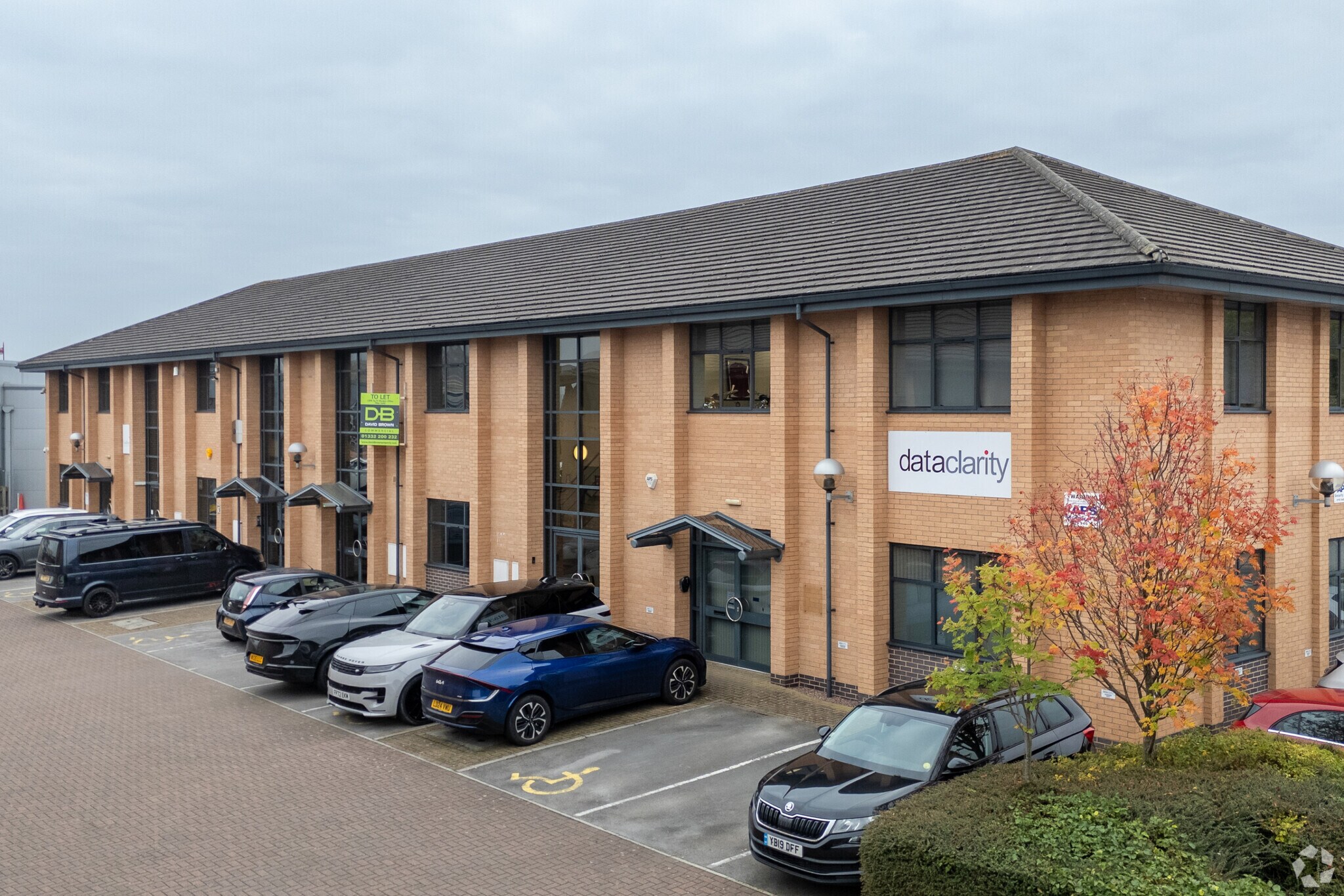 Pride Point Dr, Derby à louer Photo principale– Image 1 sur 5