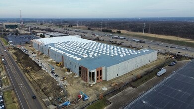 2300 Warrenville Rd, Downers Grove, IL à louer Photo intérieure– Image 2 sur 4