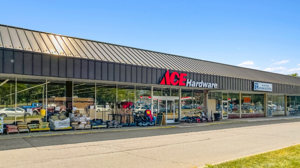 545 W Main St, Milan, MI à louer - Photo de l’immeuble – Image 3 sur 4