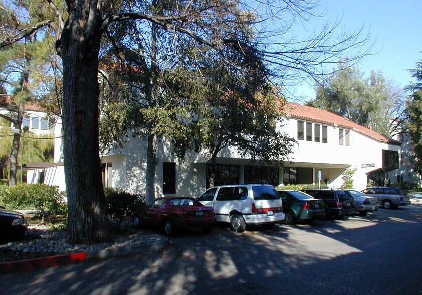 1510 The Alameda, San Jose, CA à louer - Photo de l’immeuble – Image 2 sur 5