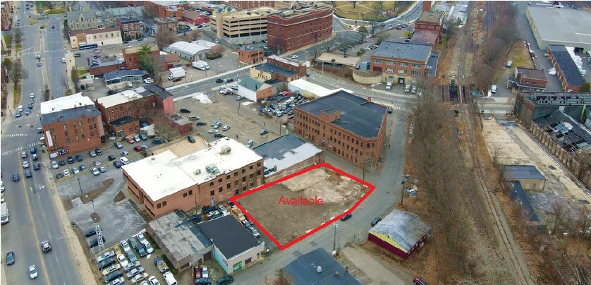 27 Judd St, Waterbury, CT à louer - Photo principale – Image 1 sur 1