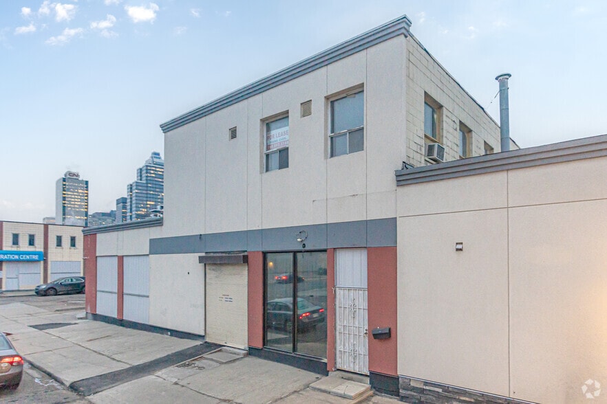 Hiep Thanh Retail Building portefeuille de 2 biens à vendre sur LoopNet.fr - Photo de l’immeuble – Image 2 sur 2