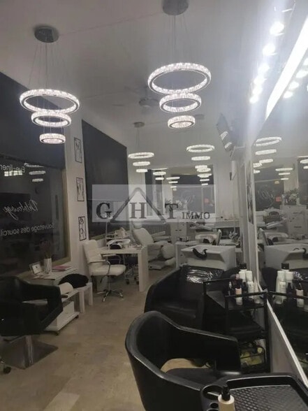 Local commercial dans Le Cannet à louer - Photo intérieure – Image 2 sur 6