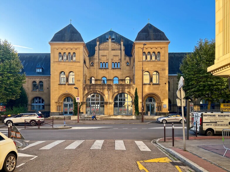 Espace de coworking dans Metz à louer - Photo de l’immeuble – Image 3 sur 50