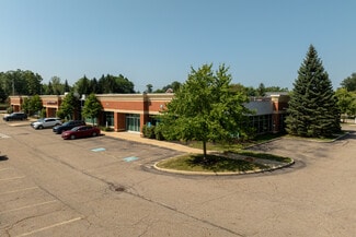 Plus de détails pour 8920 Canyon Falls Blvd, Twinsburg, OH - Bureau à louer