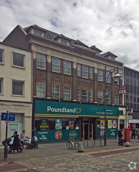 77-79 High St, Watford à louer - Photo de l’immeuble – Image 1 sur 13