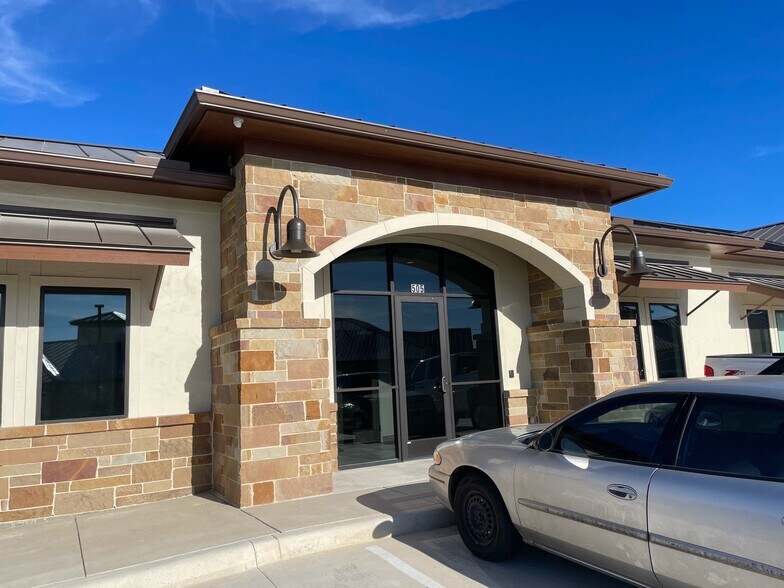 2967 Oak Run Pky, New Braunfels, TX à louer - Photo de l’immeuble – Image 2 sur 13
