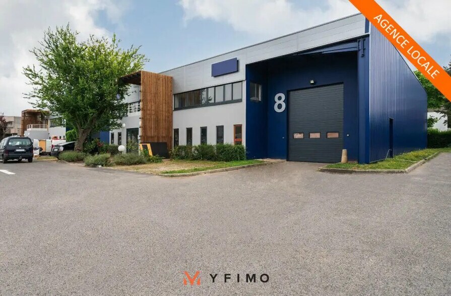 Local d’activités dans SAINT-OUEN-L'AUMONE à louer - Photo de l’immeuble – Image 3 sur 8