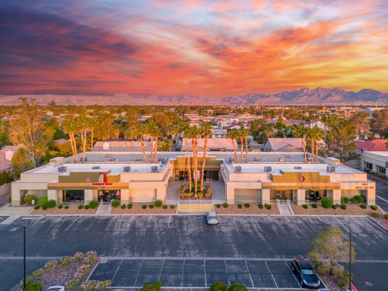 2685 S Rainbow Blvd, Las Vegas, NV à vendre - Photo de l’immeuble – Image 2 sur 4