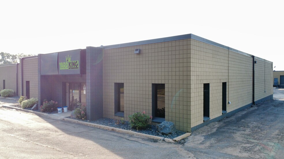255 E Roselawn Ave E, Saint Paul, MN à louer - Photo de l’immeuble – Image 3 sur 5