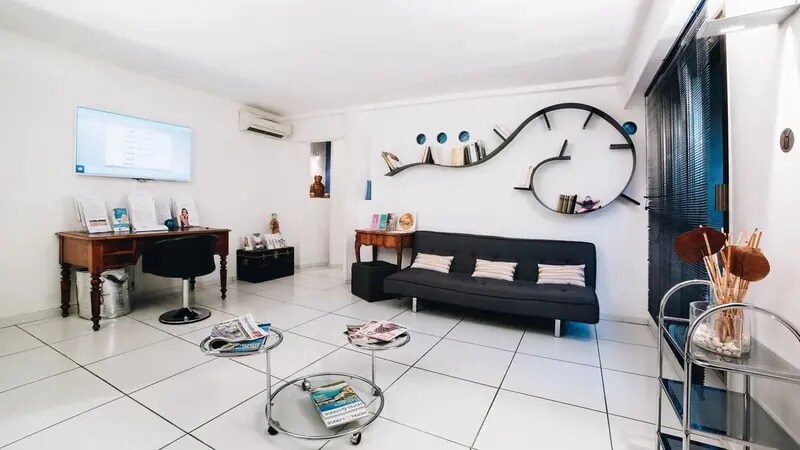 28 Boulevard Gambetta, Le Cannet à vendre - Photo intérieure – Image 2 sur 11