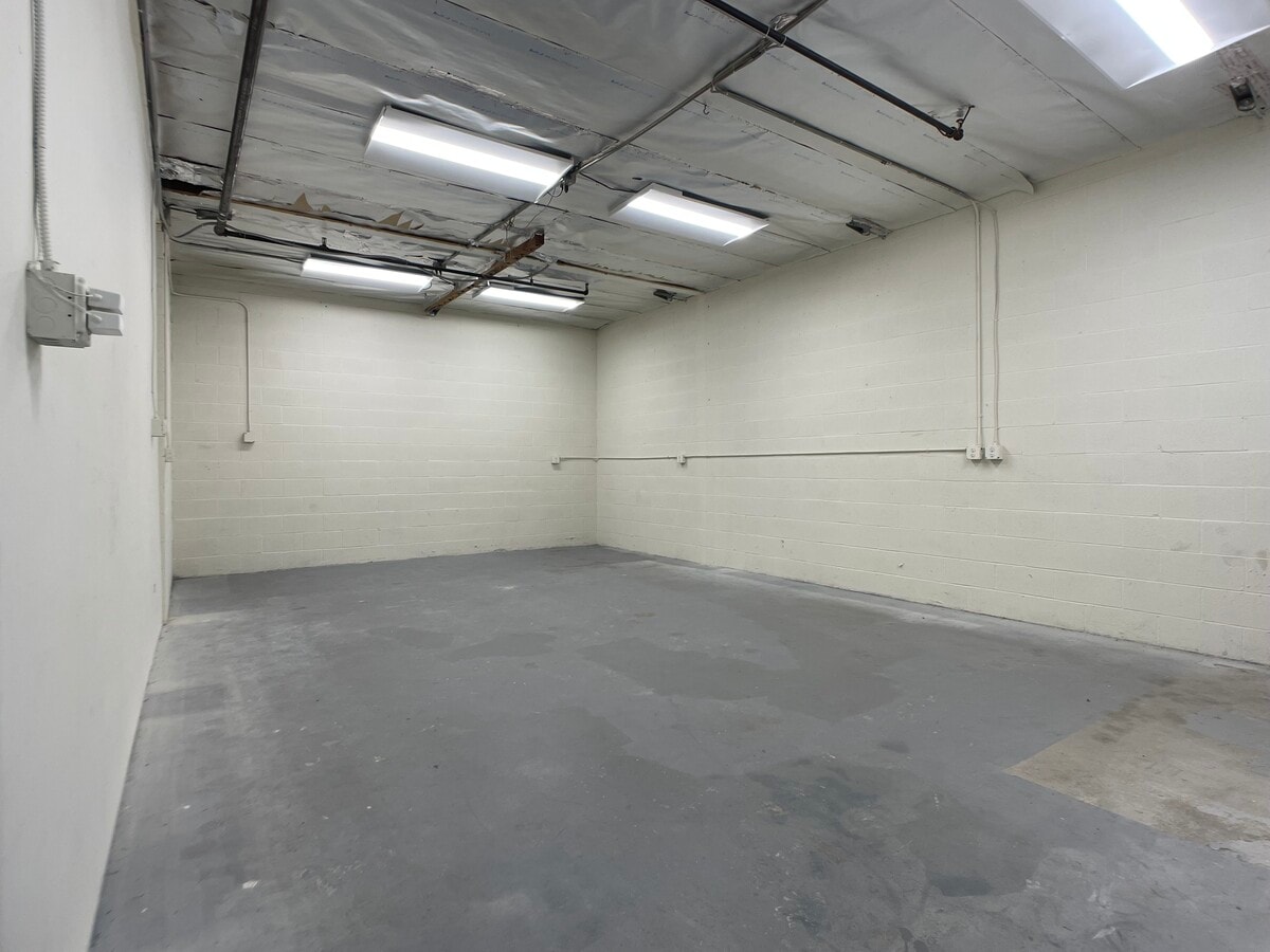 11819 Goldring Rd, Arcadia, CA 91006 - Lot 5A -  - Photo intérieure - Image 2 of 5