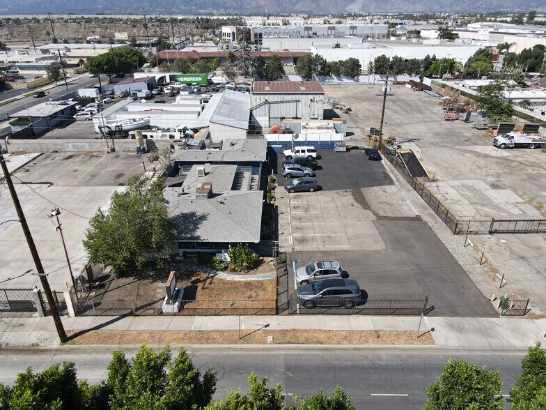 1823 W San Bernardino Rd, West Covina, CA à vendre - Photo de l’immeuble – Image 3 sur 22