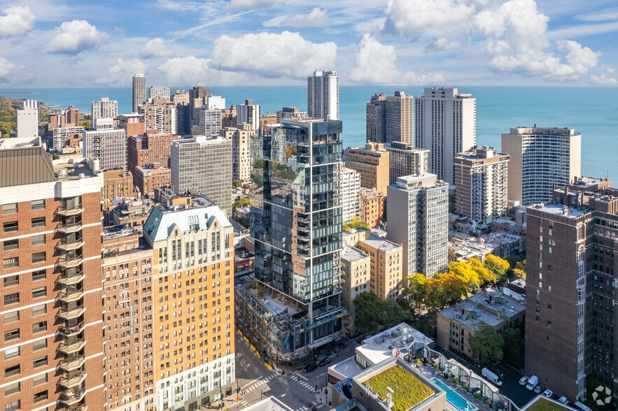 1159 N State St, Chicago, IL à louer - Aérien – Image 2 sur 5